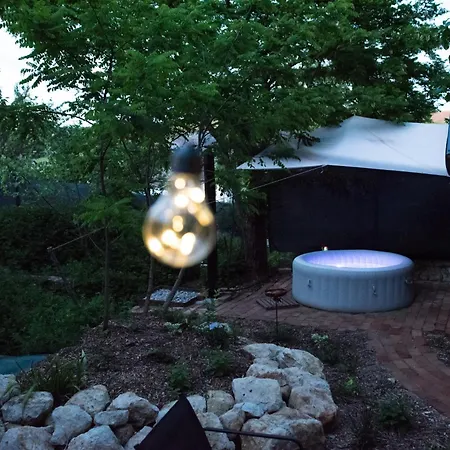 The Yurt - Elmeny, Jurta, Neked Holiday home