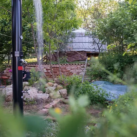 Holiday home The Yurt - Elmeny, Jurta, Neked Ziliz