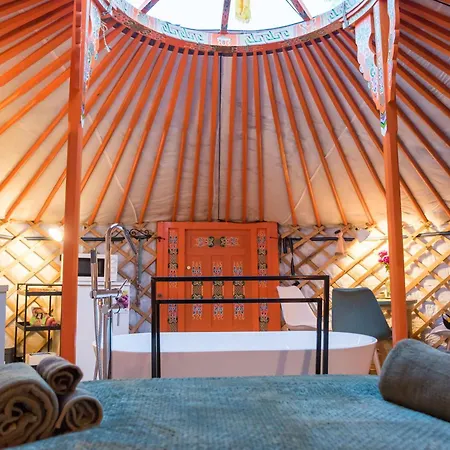 The Yurt - Elmeny, Jurta, Neked Holiday home