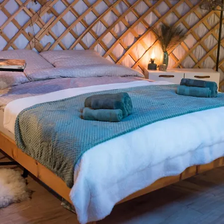 Ferienhaus The Yurt - Elmeny, Jurta, Neked